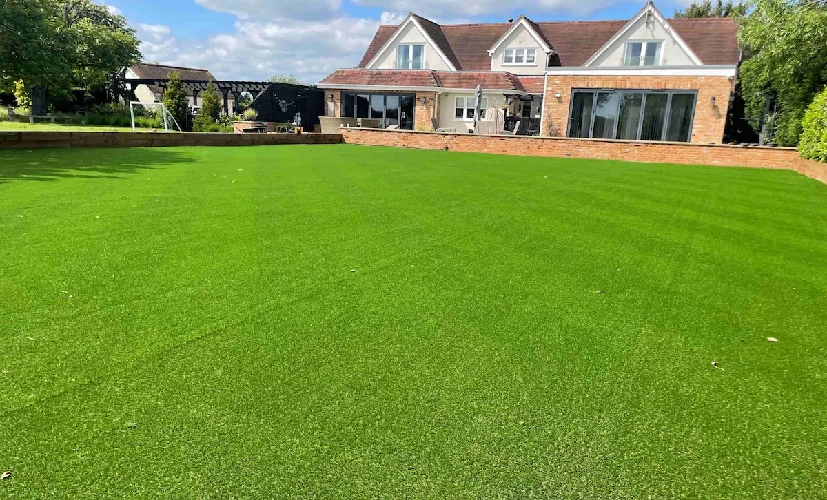 How to Spread Infill on Artificial Turf